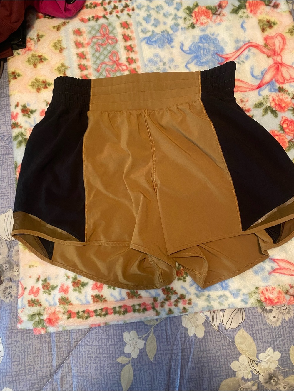 lululemon athletica Two-Tone Black and Brown Athletic Shorts